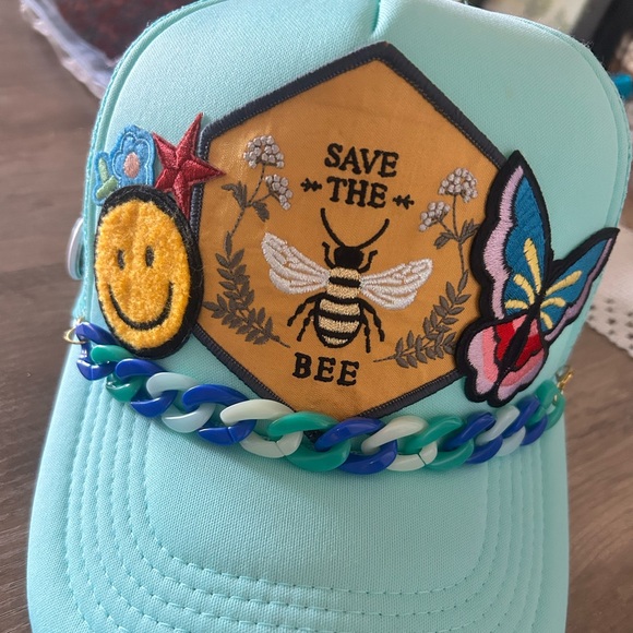 Aqua Mesh Cap + FREE Natural Living Cap - Picture 1 of 5